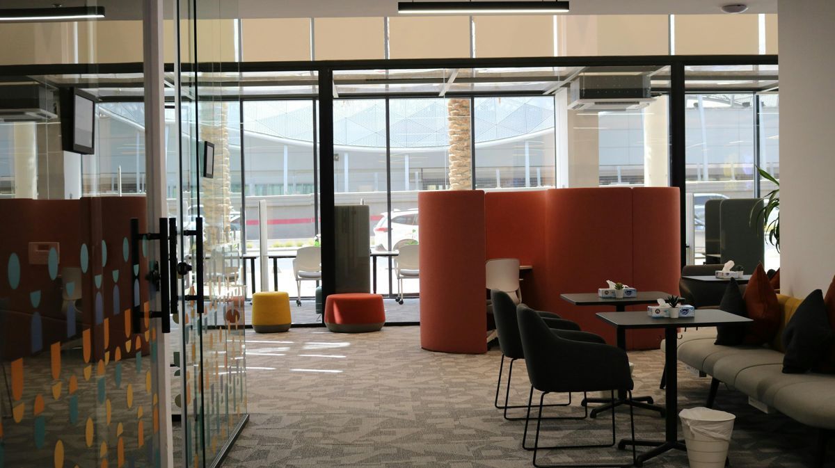 Bridging the Gap Between Learning and Mastery in Professional Environments