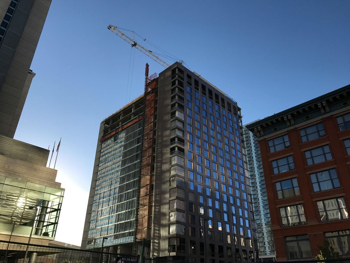 Mastering Case Law Synthesis: Navigating the 1L Struggle for Rule Extraction