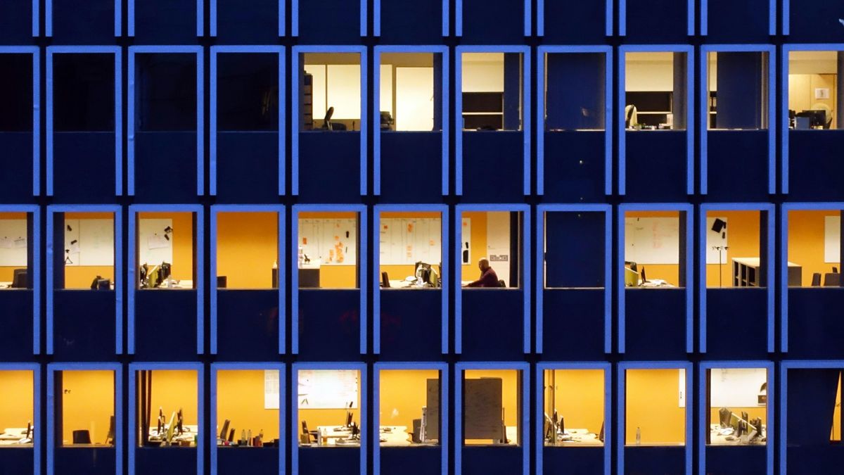 What is an Alternative to Quizlet for Enterprise Business?